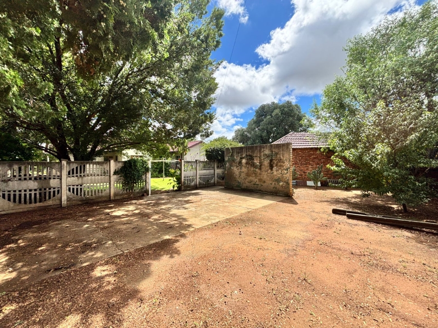 4 Bedroom Property for Sale in La Hoff North West